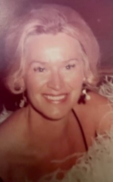 Obituary of Mary L Apple