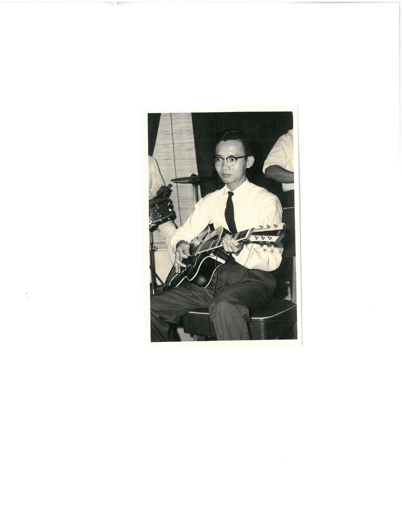 Obituario de Mr. Eugene Li Ken Loo