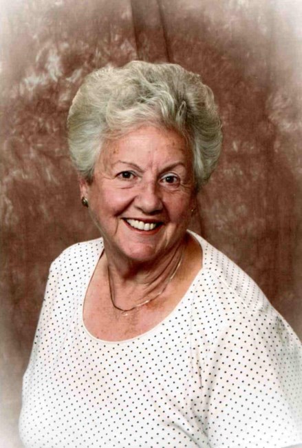 Obituario de Evelyn Macaulay Gray