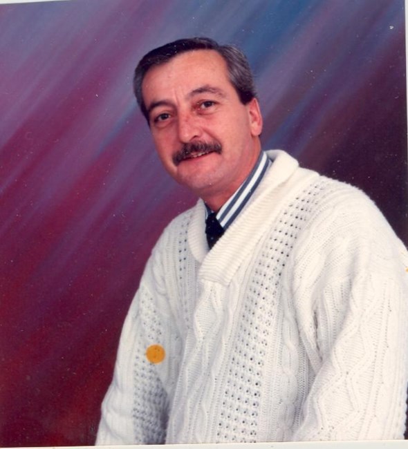 Obituario de Richard A. Macdonald