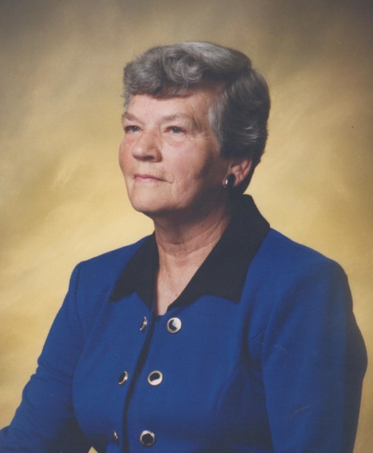Obituary of Mary Joyce Applegate
