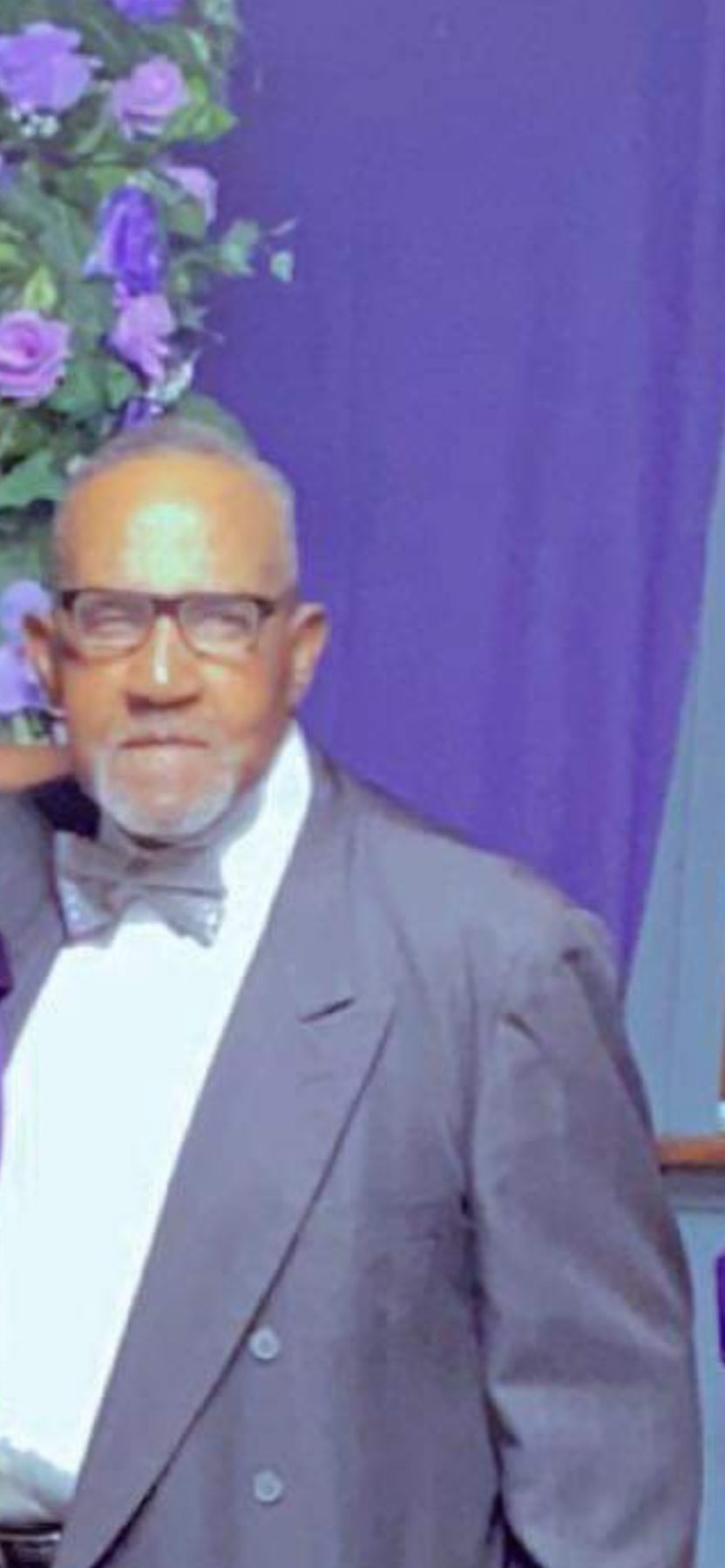 Avis de décès de James Hardie Luckey