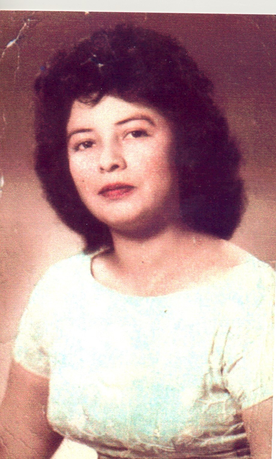 Obituary of Clara R. Gomez