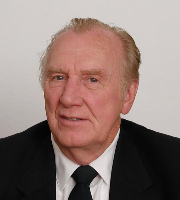 Obituary of Walter Christofer Hagen