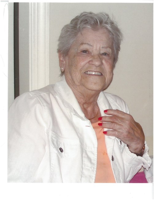 Obituary of Isabel Benoit