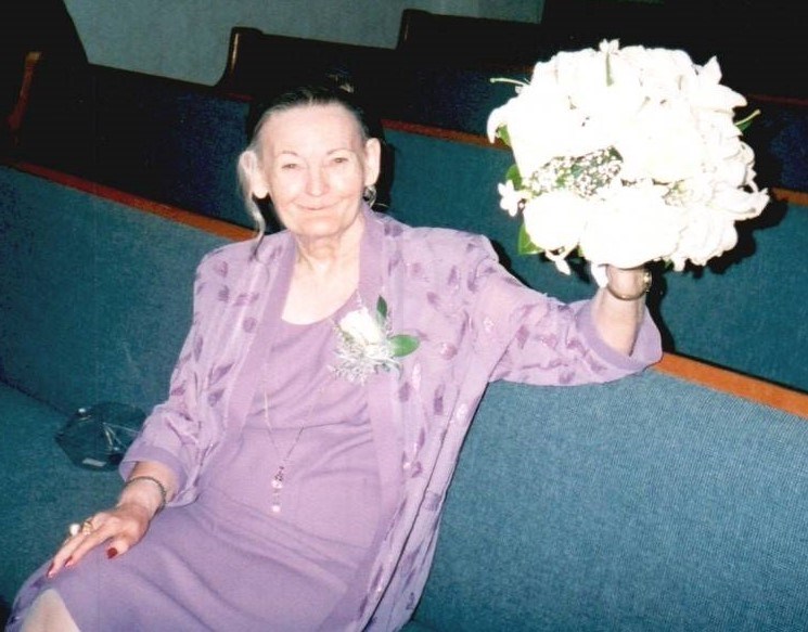 Obituary of Gladys Sanders