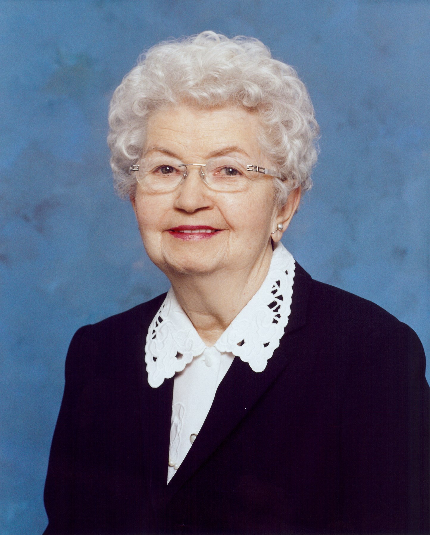 Obituary of Laura Desrochers