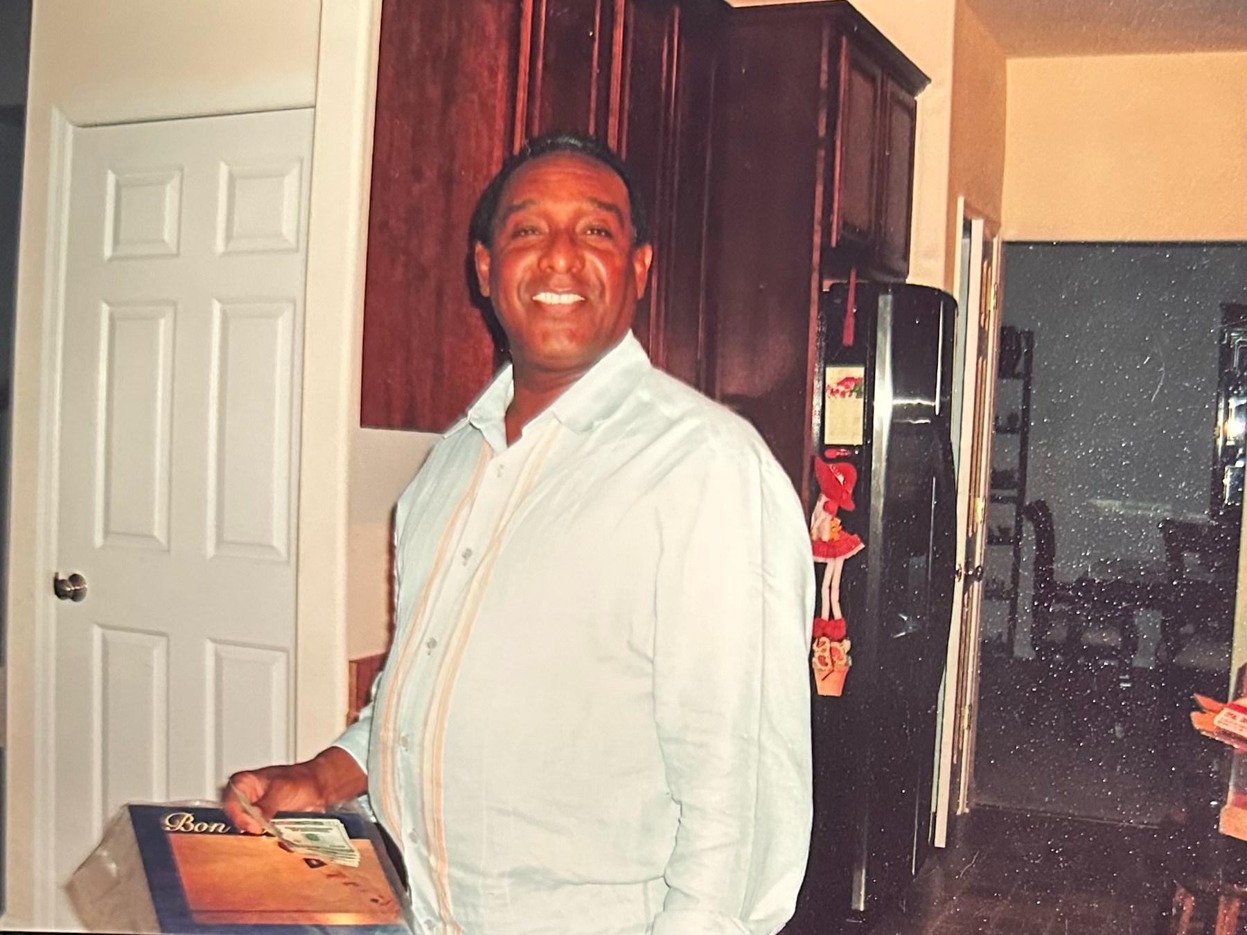 Obituary of Luis Gabriel De Leon