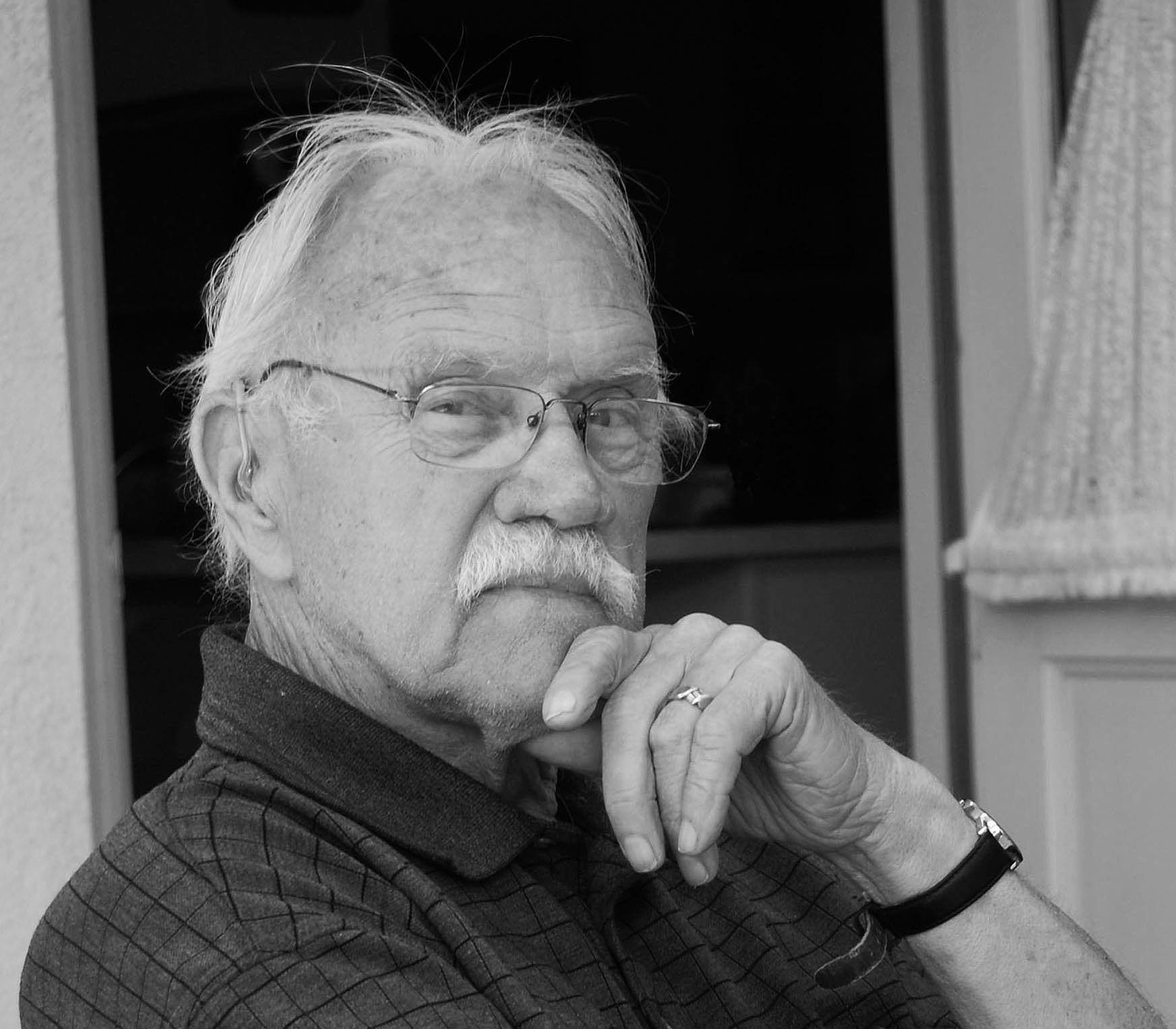 Obituary of Earl Robert Shaw