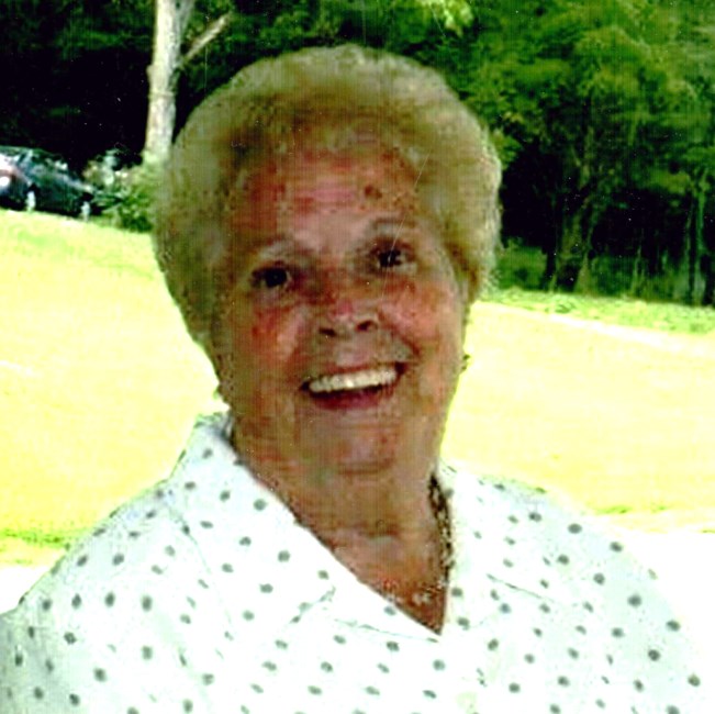 Obituario de Mary Ann Bisson