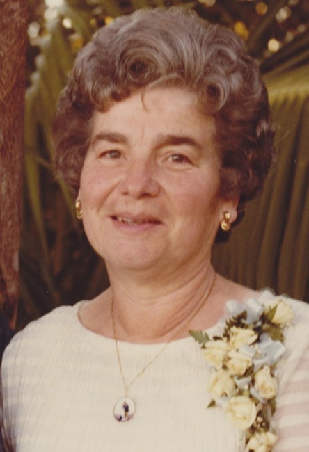 Obituario de Mary Teixeira Gouveia