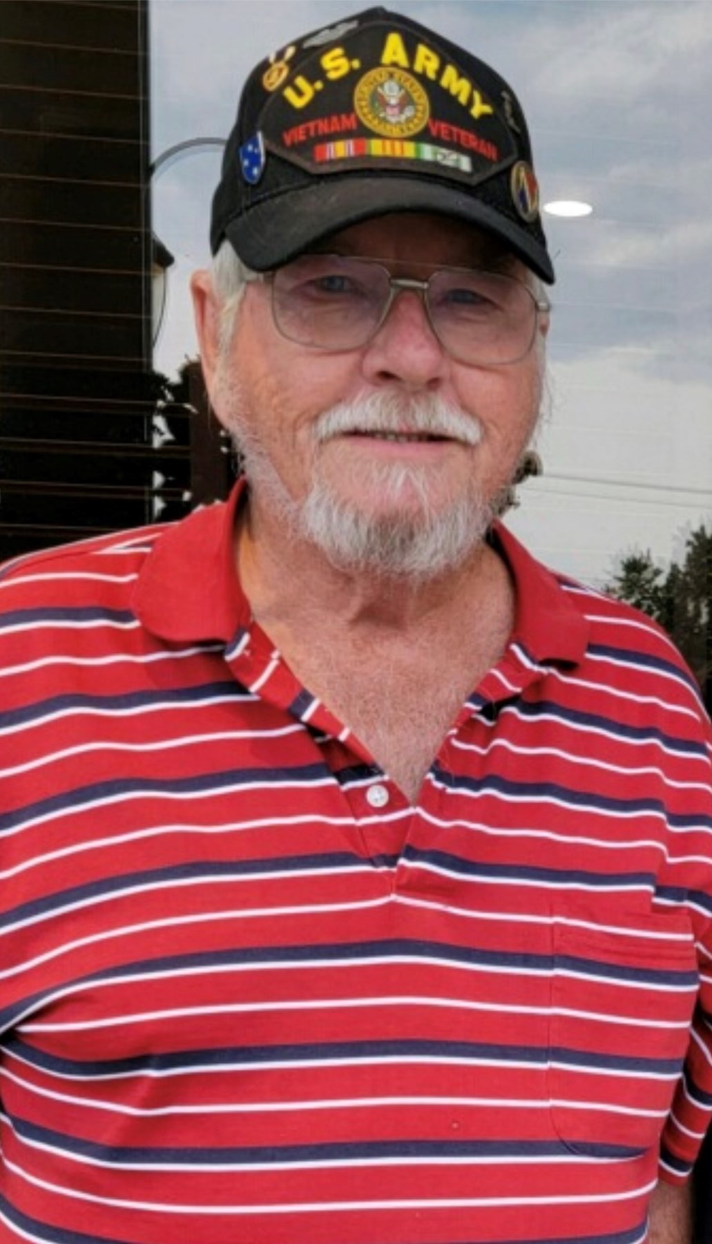 Obituary of Charles Bradford "Brad" Newell Jr.