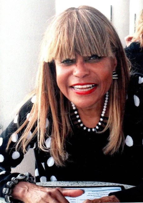 Obituario de Carol Matthews