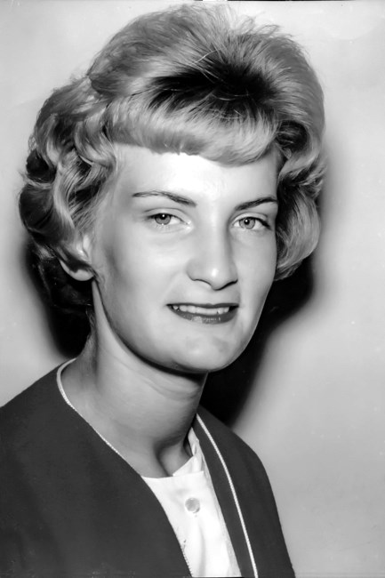Obituary of Donna J Renaud