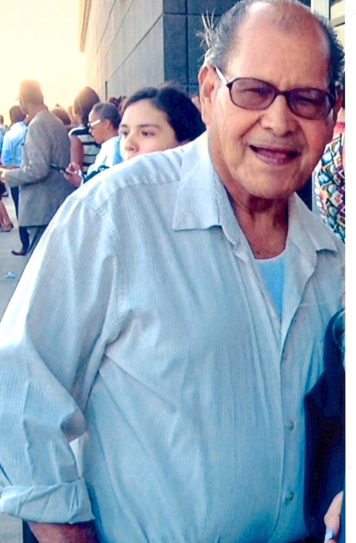 Obituary of Manuel Chavez