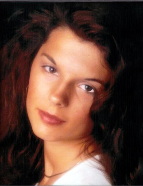 Obituary of Holly Darlyne Funes