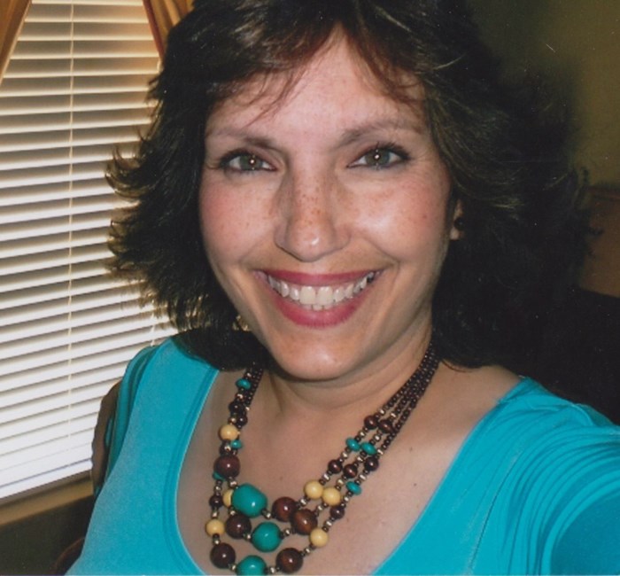 Obituary of Marisel Diaz Saunders