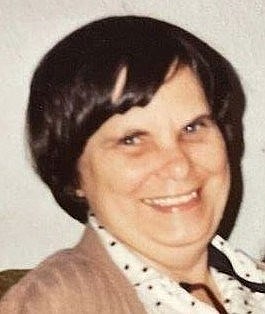 Obituary of Sylvia L Starkey