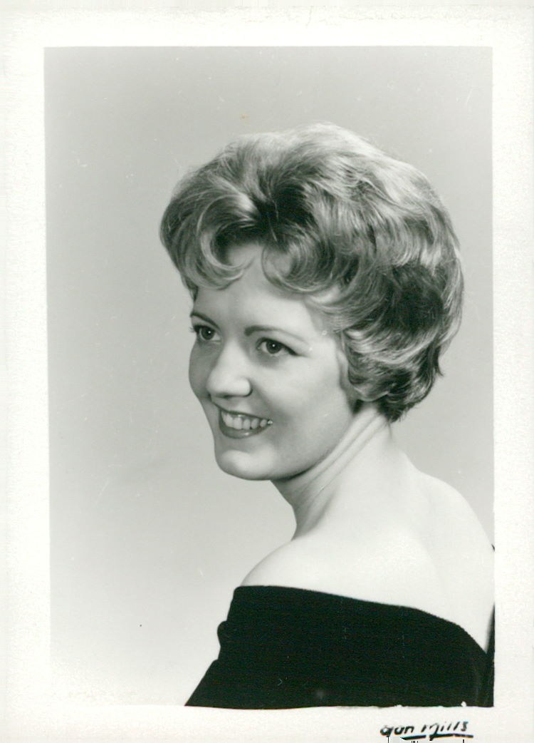 Obituary of Patricia S. Earle