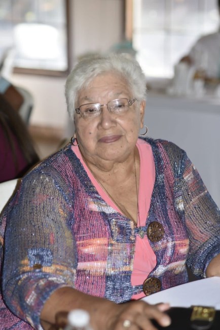Obituary of Virginia Martinez Navarro