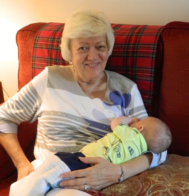 Avis de décès de Peggy Hughes Douglas