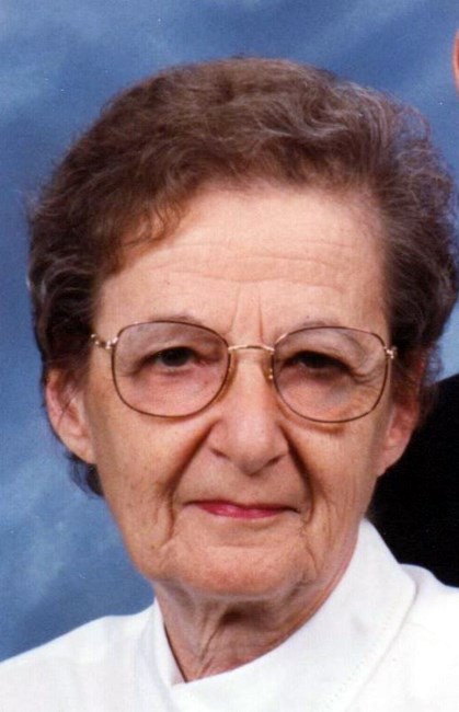 Obituario de Helen L. Hewett