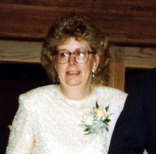Obituary of Linda May (Baer) Smith