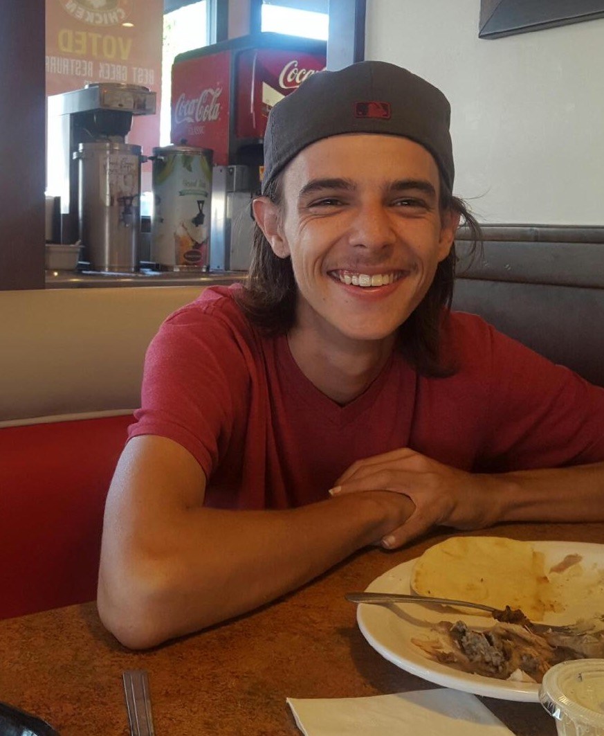 Obituario de Brandon Michael DeGuzman