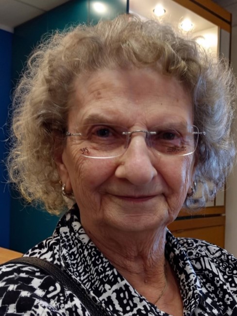 Avis de décès de Beatrice Esther Daggett