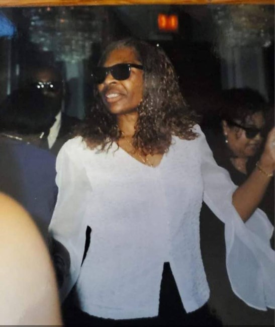 Obituary of Daphne V. Perry