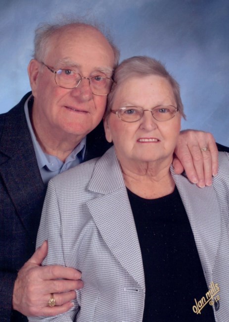 Obituary of Bobby & Lois Leach