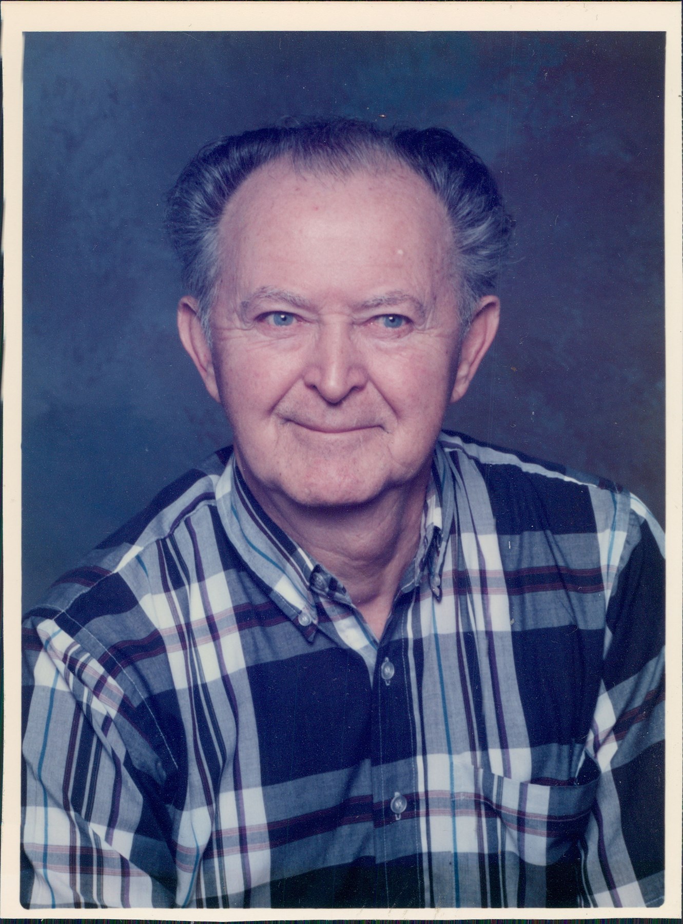 Obituary of Melville Earl Oakley