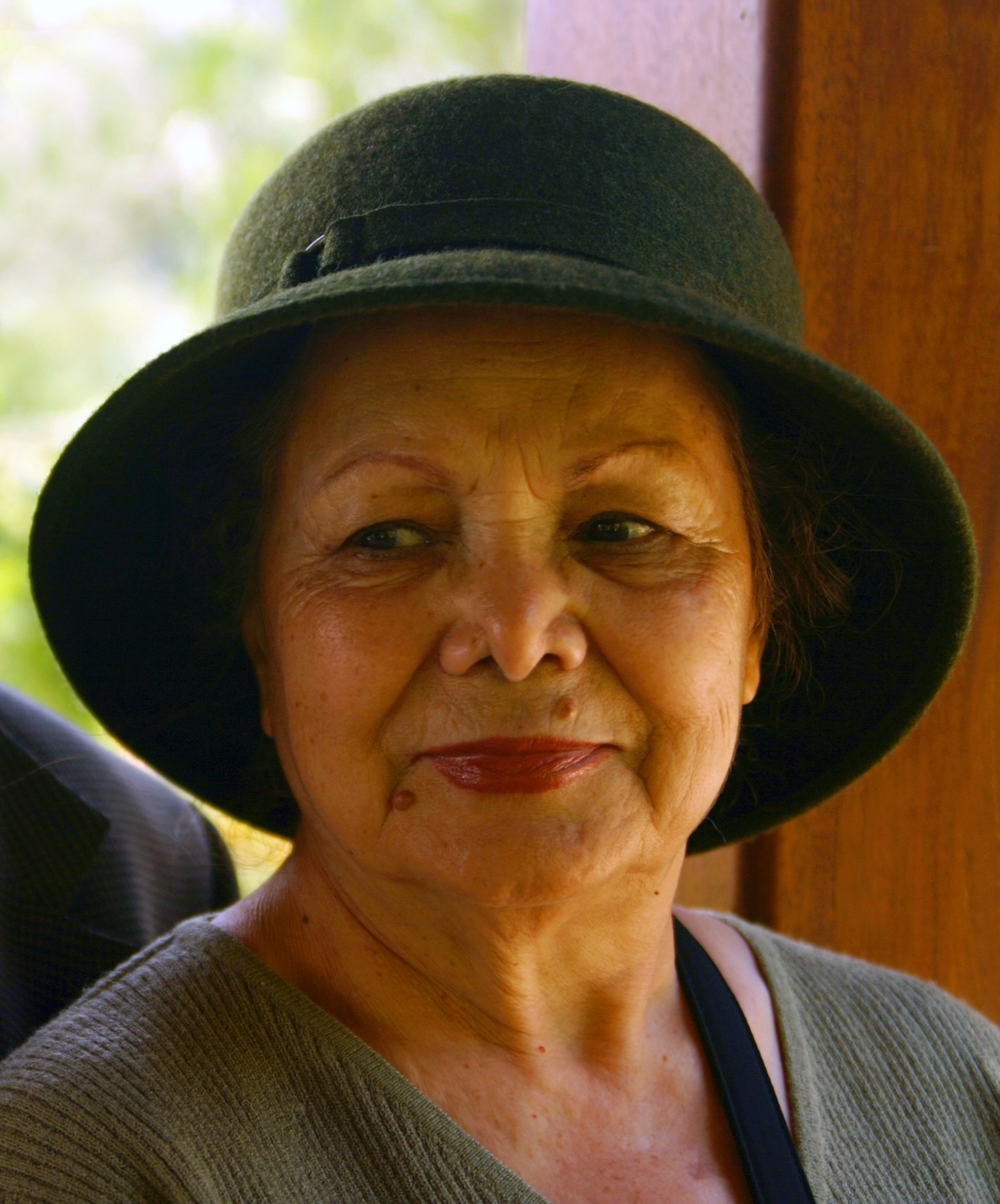 Obituary of Dr. Heshmat Nadershahi