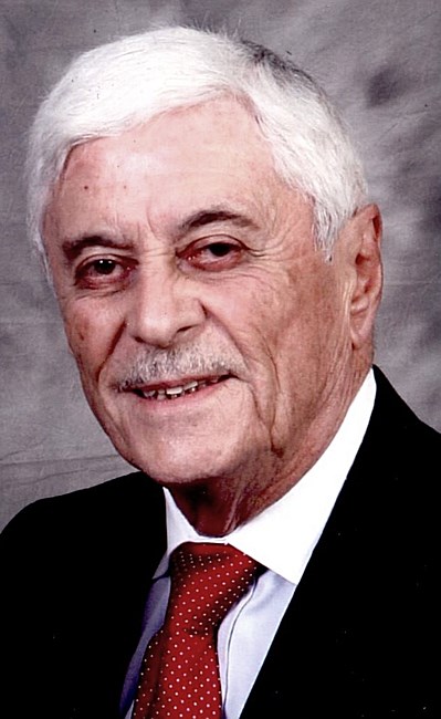 Obituario de Luis M. Caso