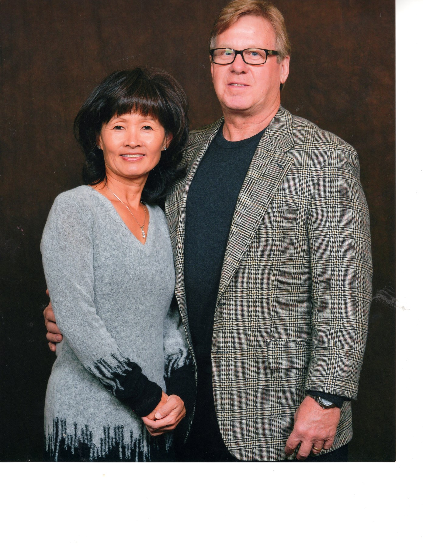 Obituary of Barton Earl Fields