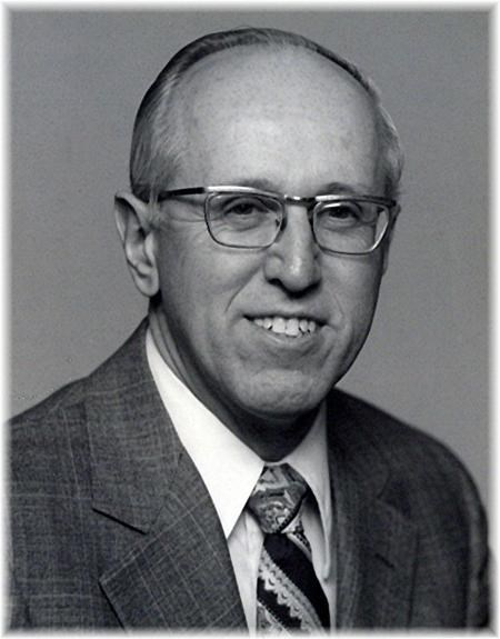 Obituary of Robert J. Outland