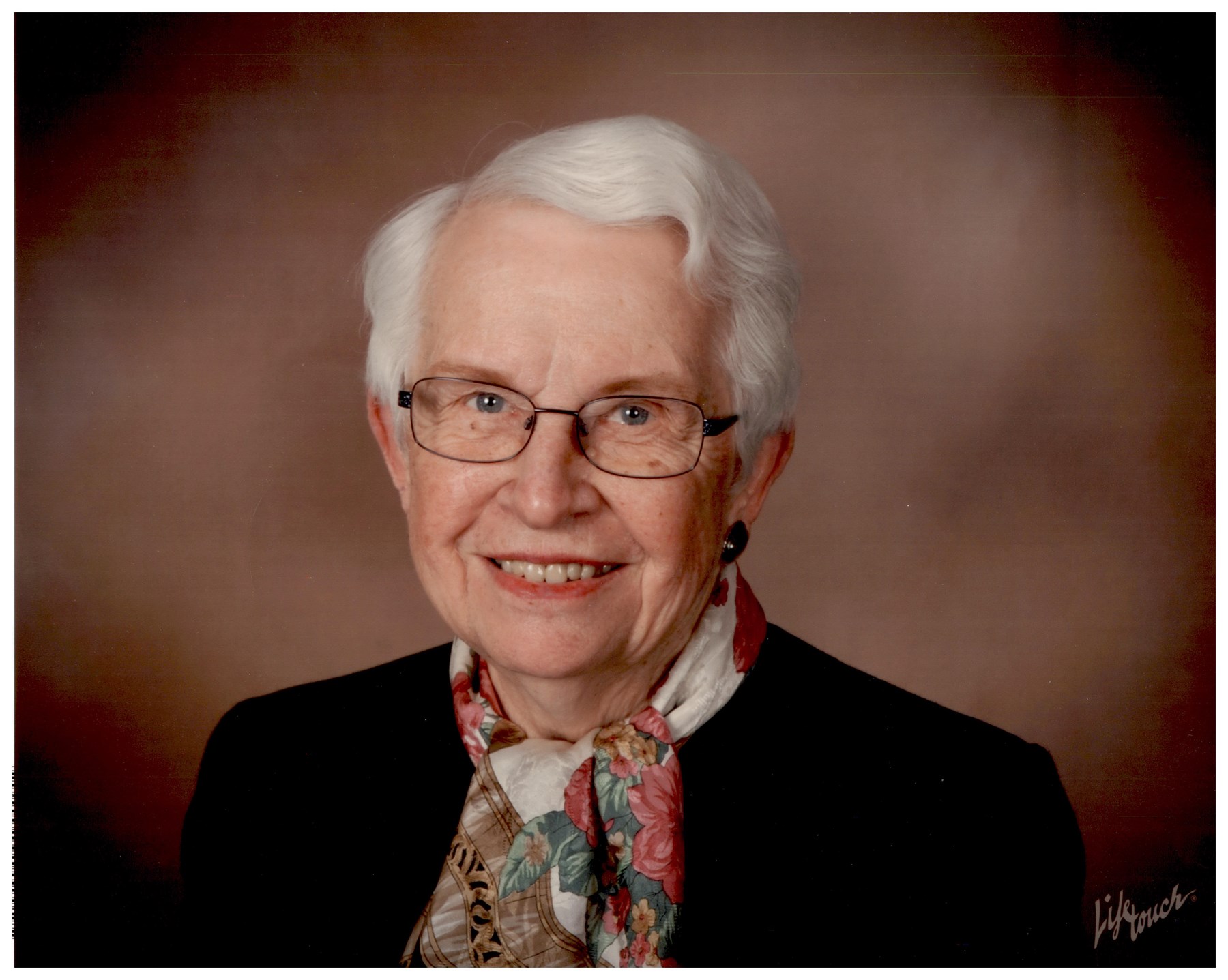 Obituary of Suzanne H. Lohrenz