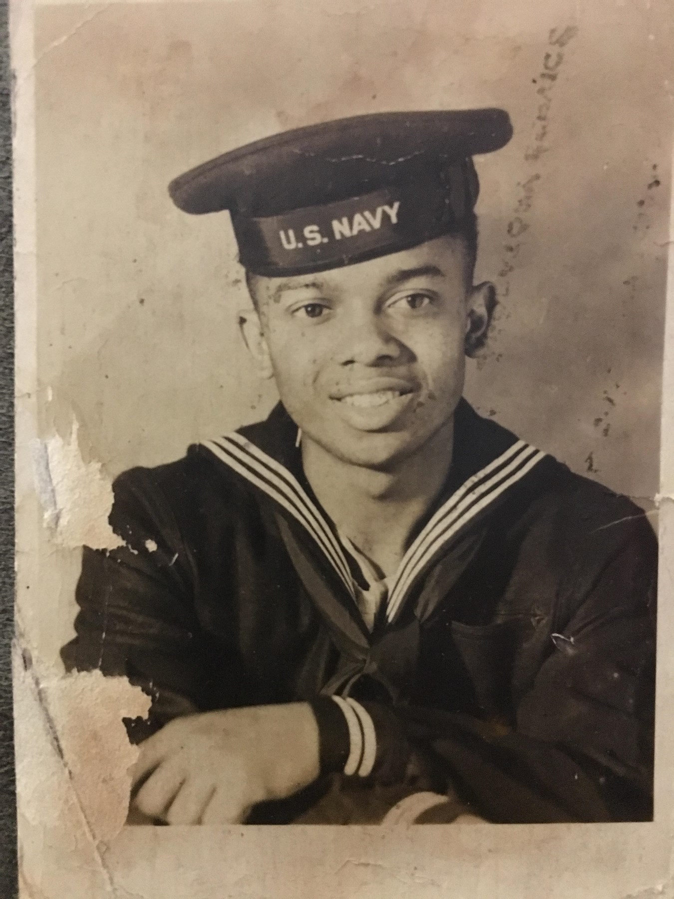 Obituary of Sidney Francis Douglas Jr.