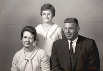 Obituary of Dolores D. Narrell
