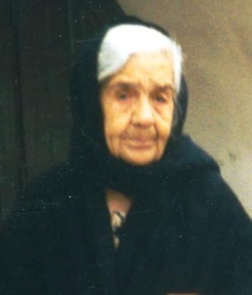 Obituary of Maria Erlinda Ponce Lopez