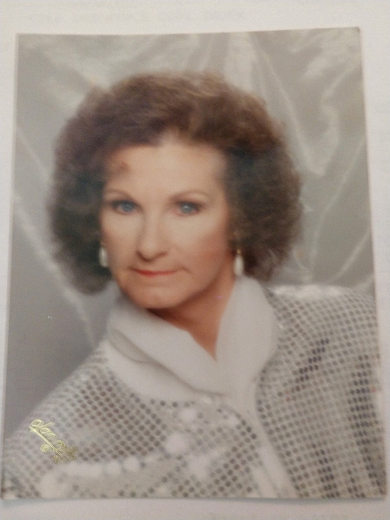 Obituary of Barbara Gray