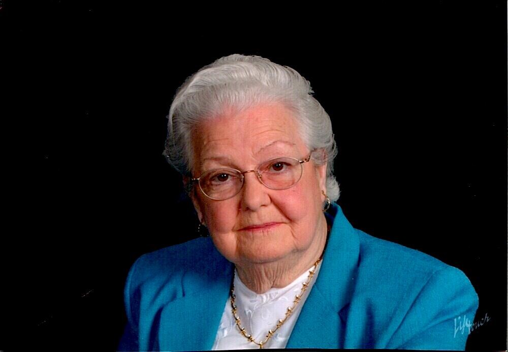 Obituary of Alice Pauline DeVore