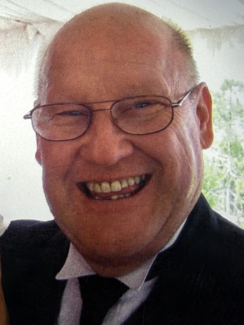 Obituario de Dr. Michael William Gromis