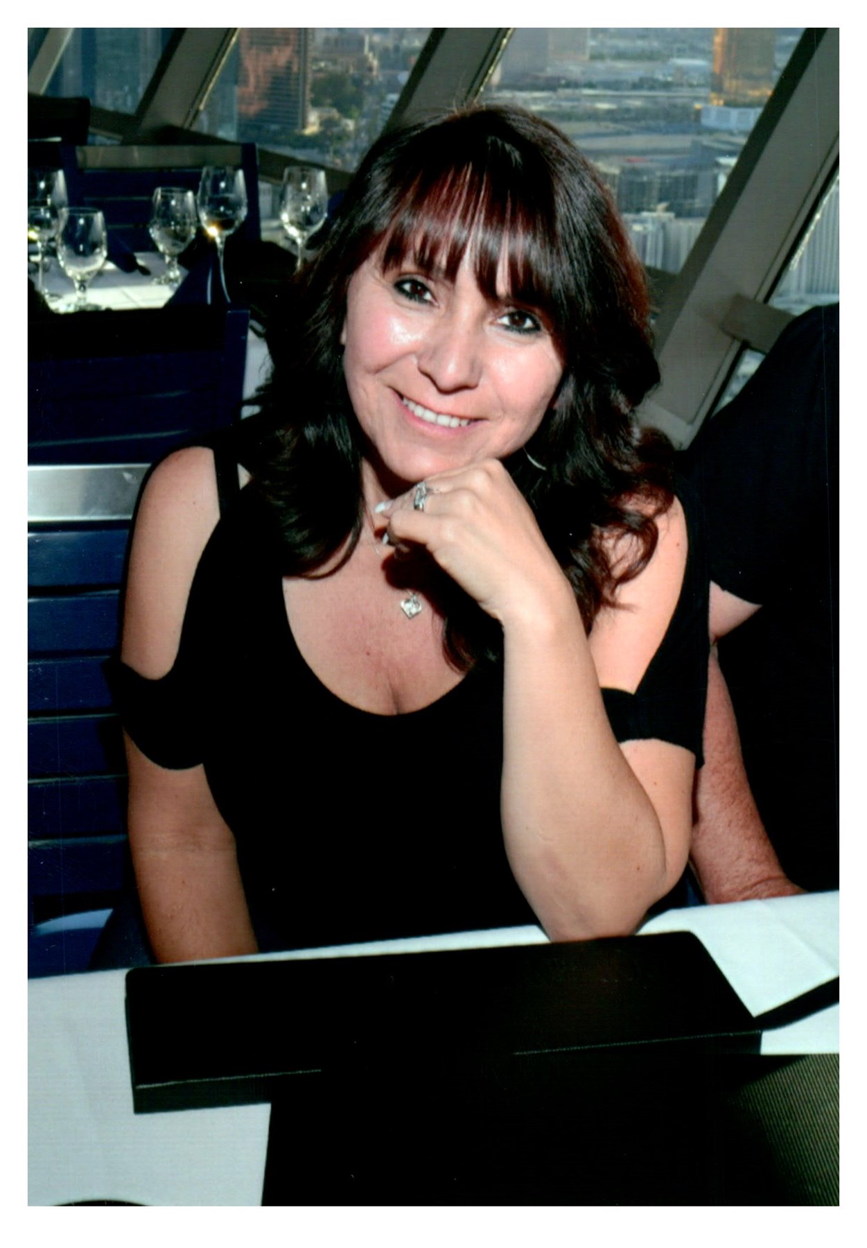 Obituary of Velma "Dee" Martinez-Searcy