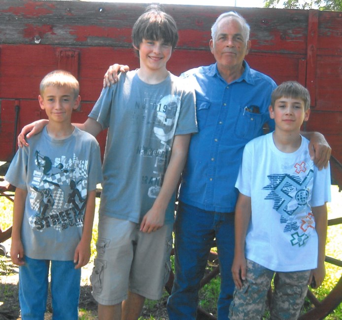 Obituary of Elwyn "Dan" Small