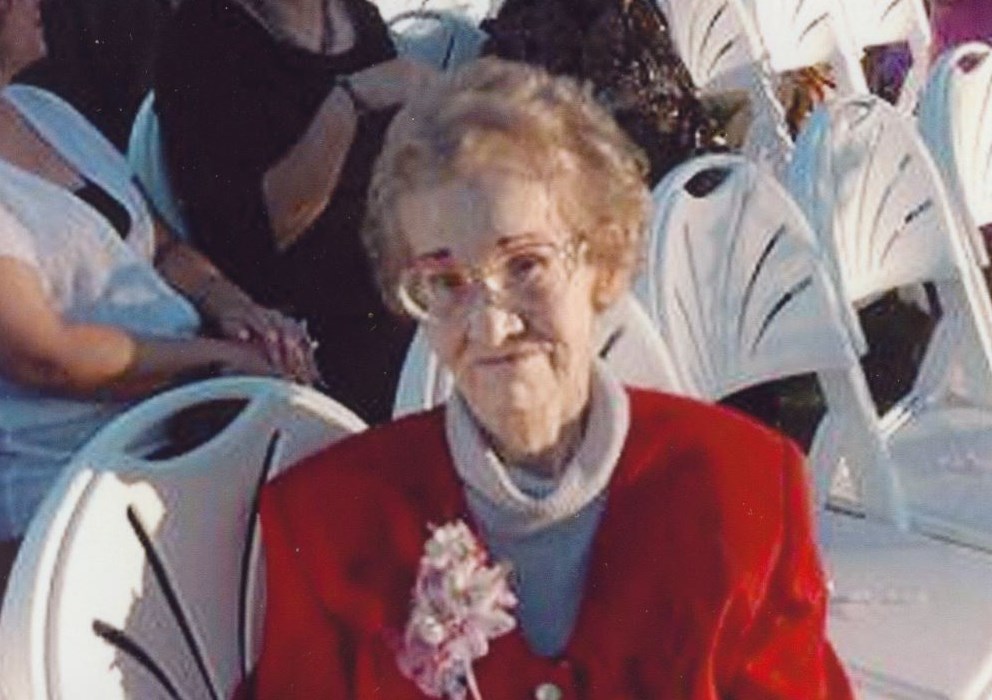 Obituario de Eva B Castillo