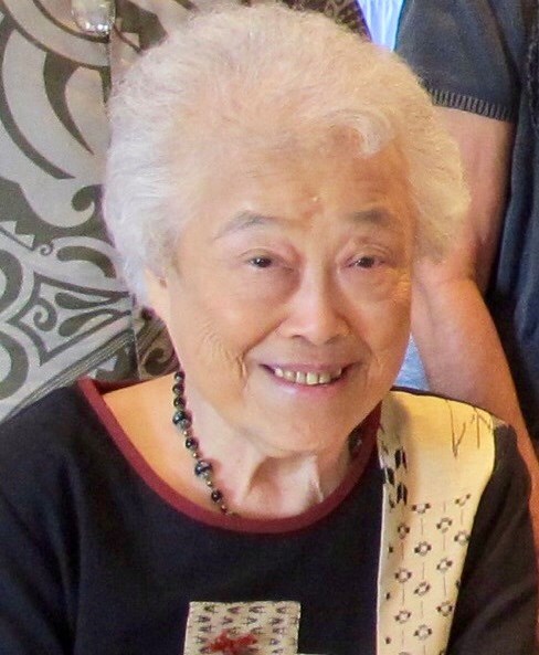 Obituario de Esther P. Chun