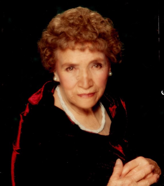 Obituary of Martha Davila de Castillo