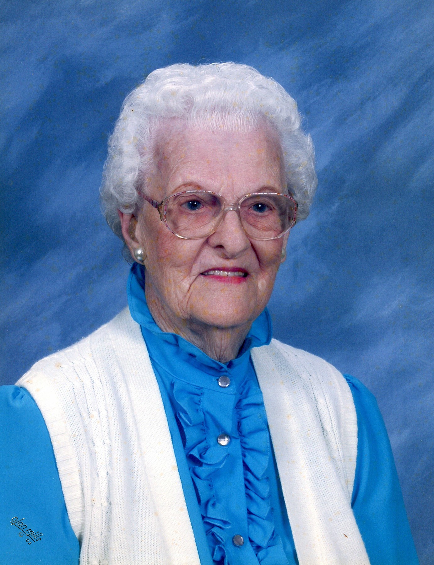 Obituary of Stella B. Davidson
