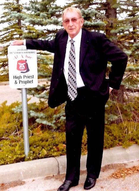 Obituary of Bruce Alexander Munroe